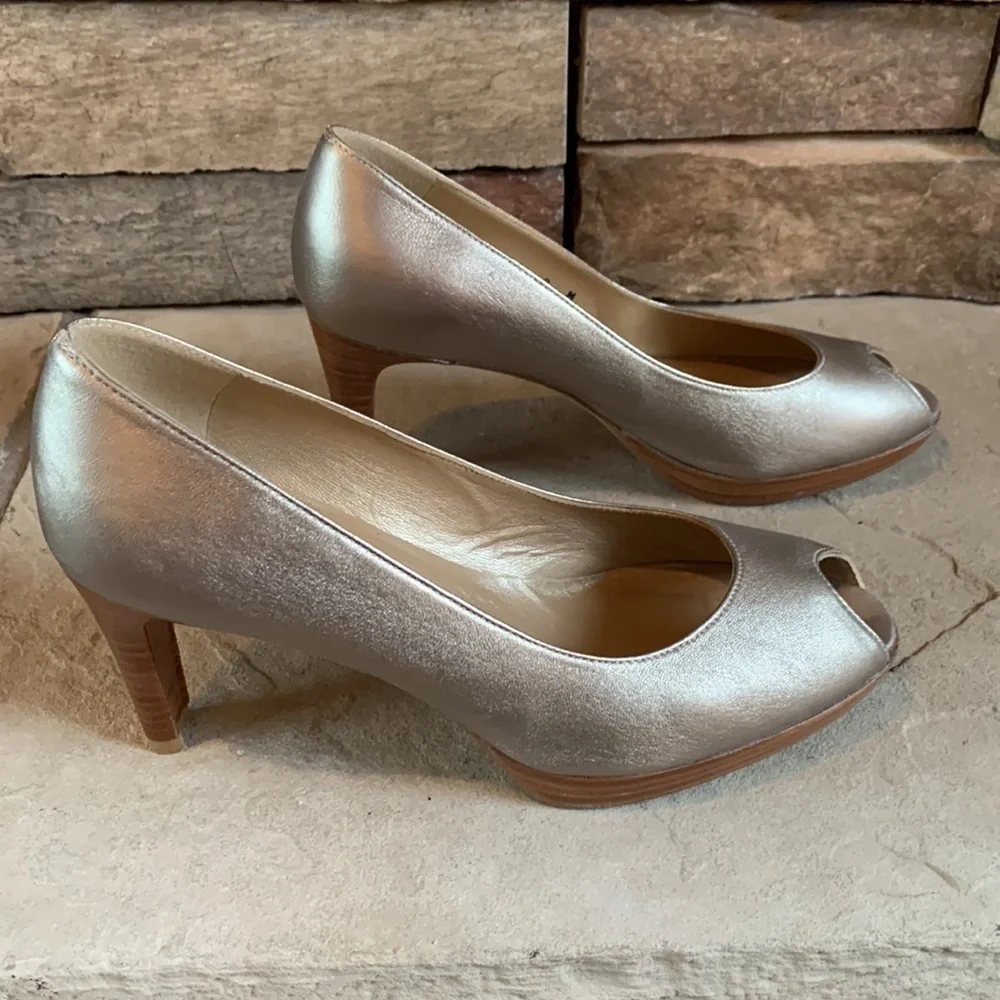 Stuart Weitzman Metallic Golden Silver Peep-Toe Heels